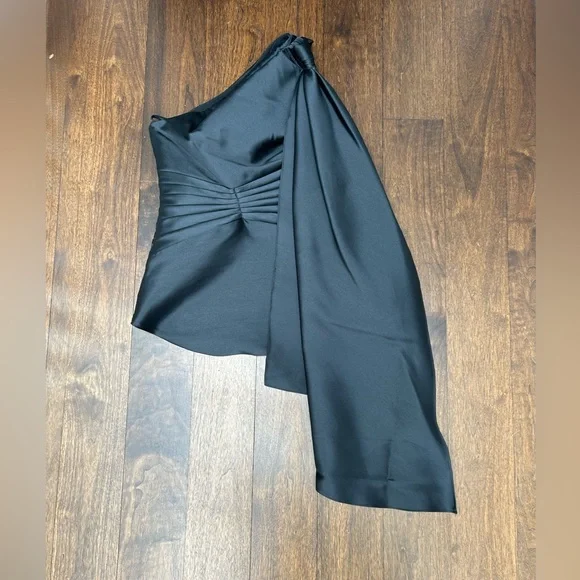 Brandon Maxwell one shoulder top. Size 4 - Picture 4 of 9
